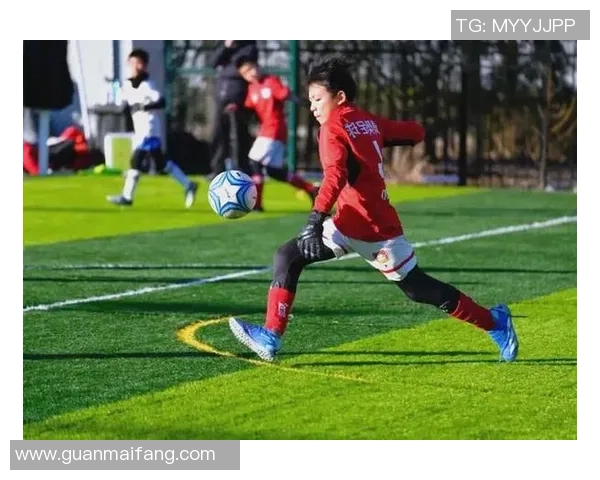 刘伟专访:从绿茵场到人生舞台的足球旅程回顾与展望 刘伟专访:从绿茵场到人生舞台的足球旅程回顾与展望